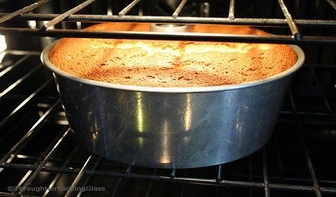 Купить Высокая система газировки бэттера торта выхода для продукции шифонового торта с лотками трубки Производство в сети