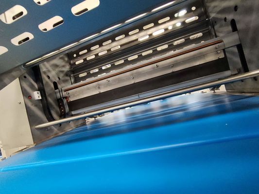 Купить Печенье трудовых сбережений и низкая машина ламинатора теста отказа с автоматической машиной укладки в форме Производство в сети
